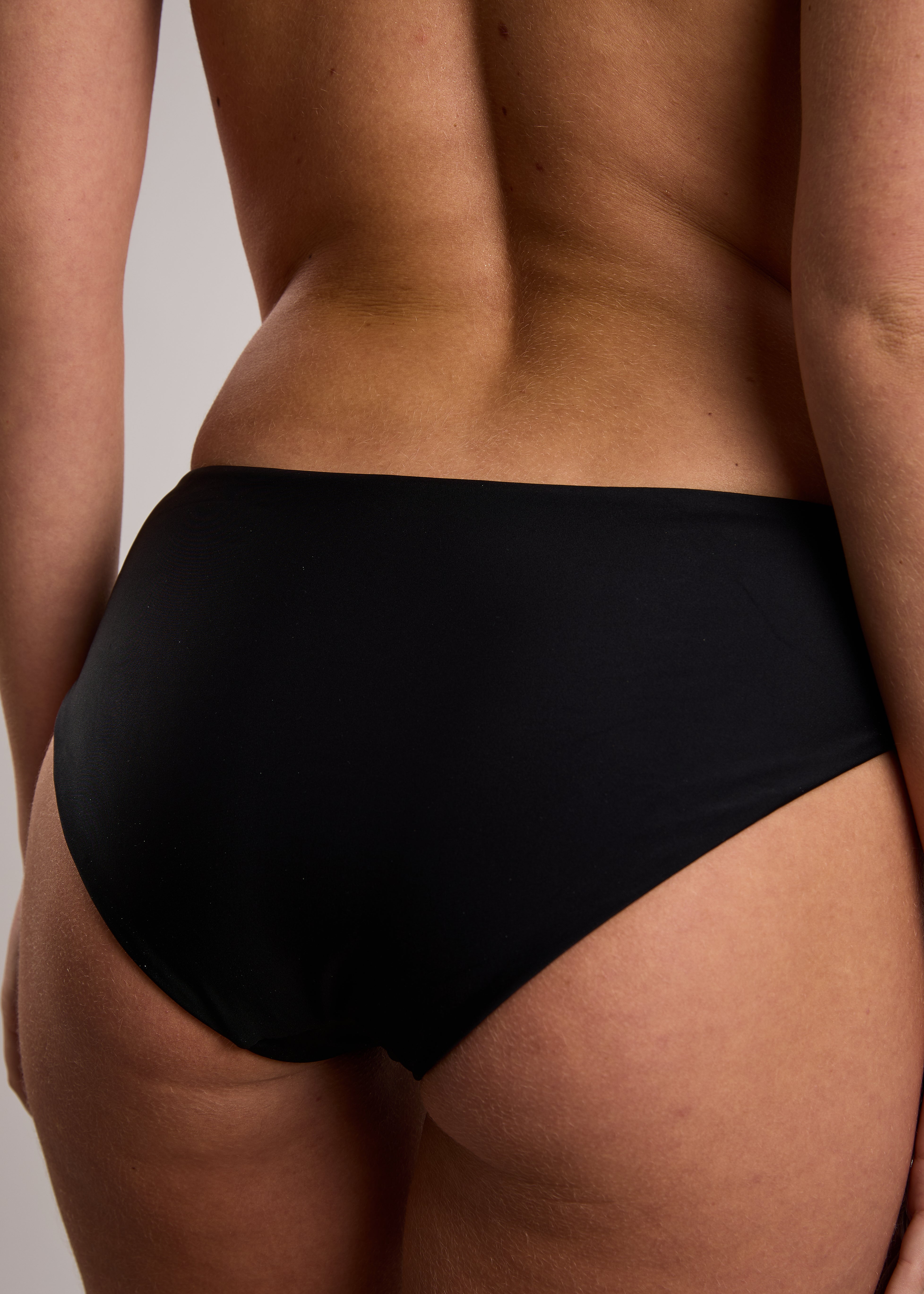 Culotte noir coupe confortable